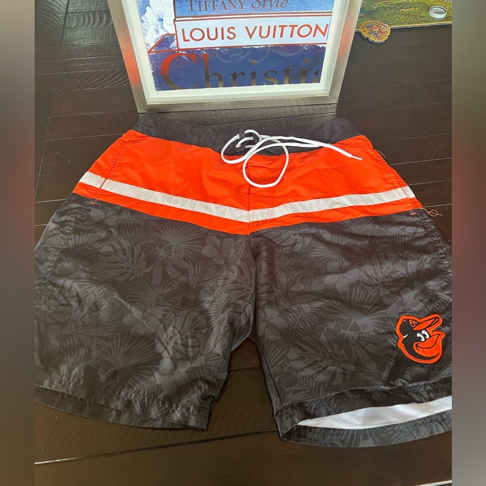 MLB Baltimore Orioles men’s swim trunks. Size XL.
